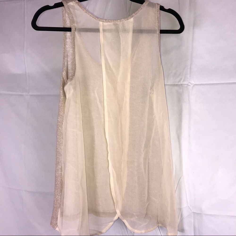 Moon Collection Sleeveless Top - Picture 2 of 5